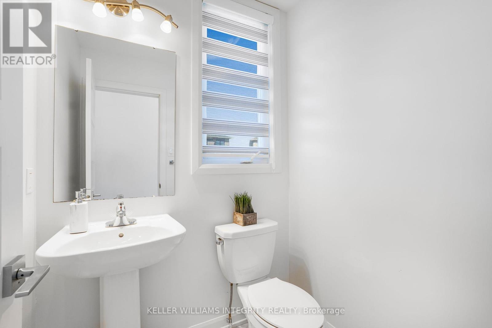 168 Turquoise Street