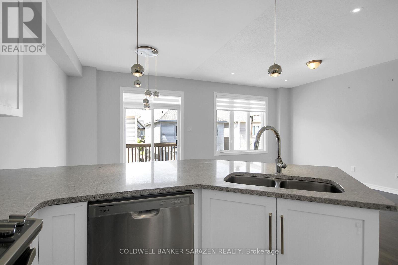 438 Meadowbreeze Drive
