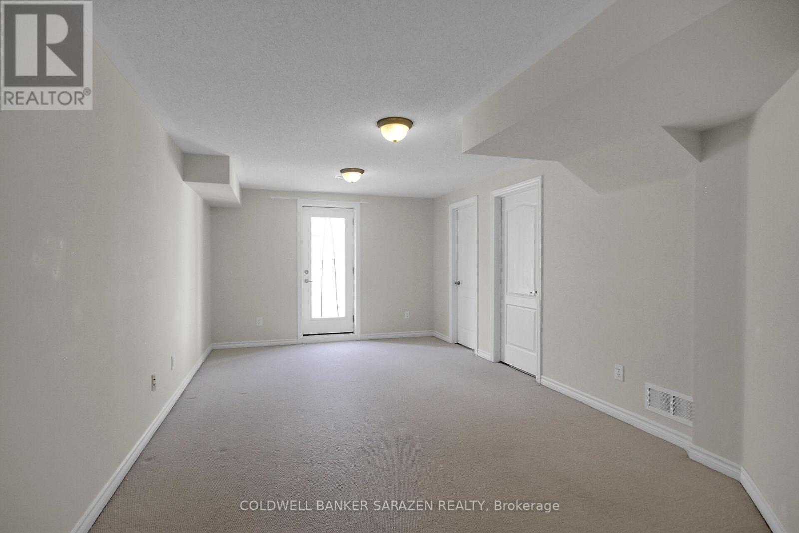 438 Meadowbreeze Drive