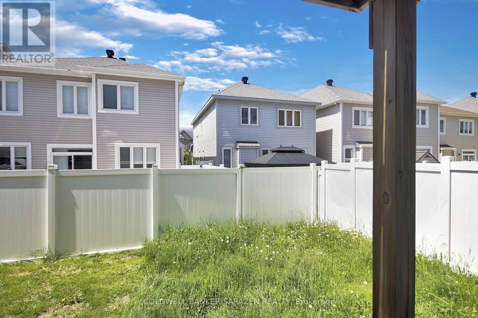 438 Meadowbreeze Drive