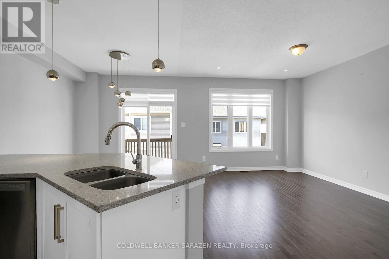 438 Meadowbreeze Drive