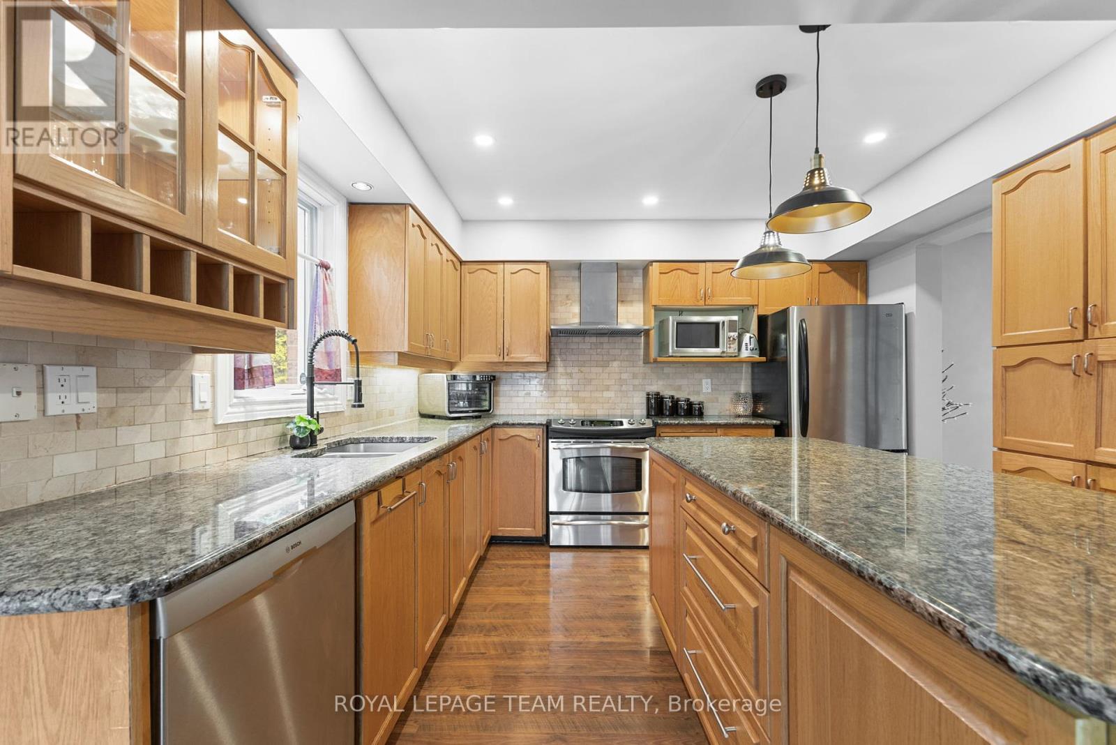 81 Chickasaw Crescent
