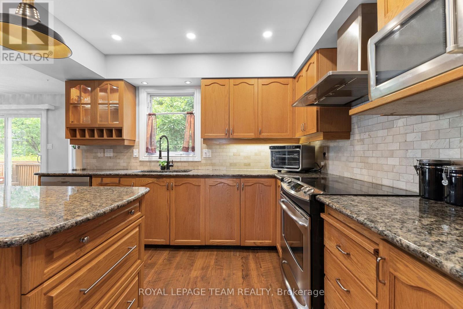 81 Chickasaw Crescent