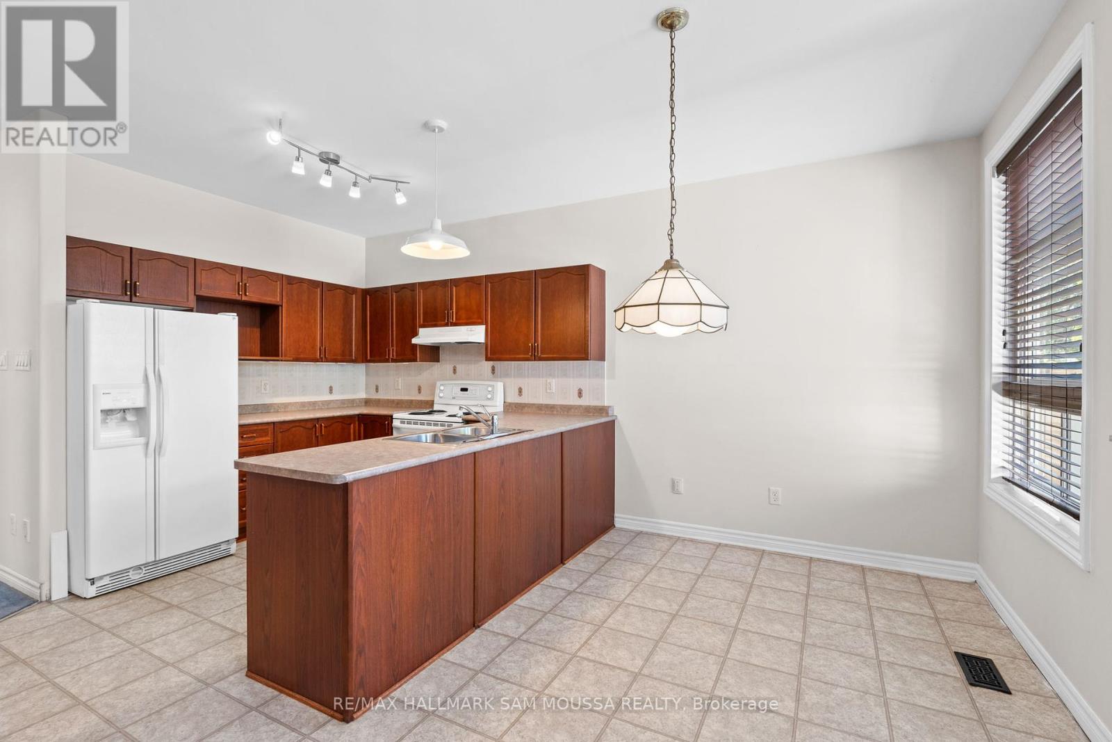 731 Vermillion Drive