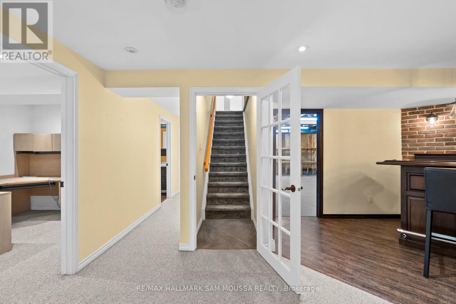 731 Vermillion Drive