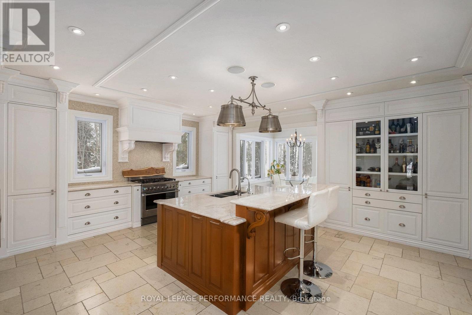 1413 Blackhorse Court