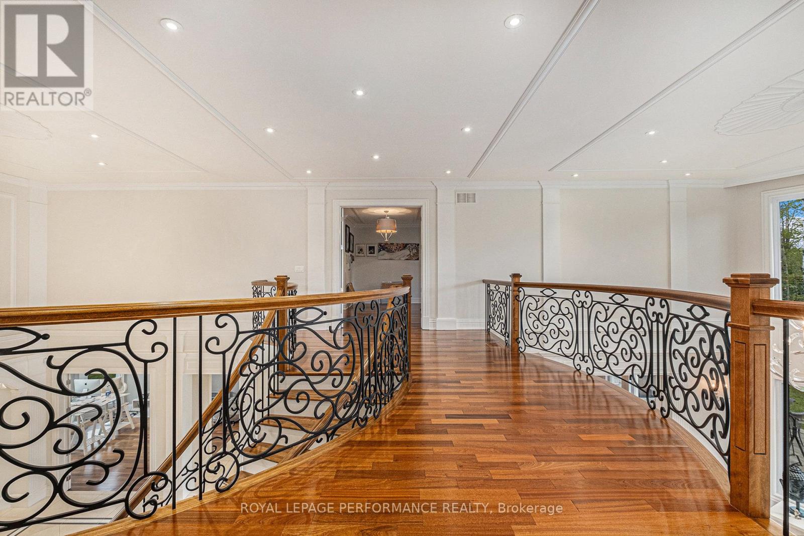 1413 Blackhorse Court