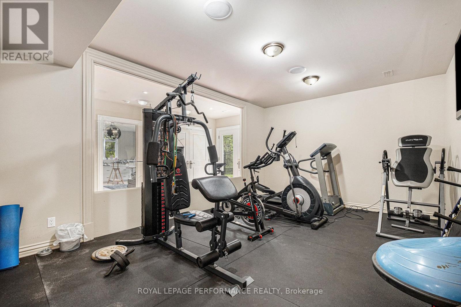 1413 Blackhorse Court