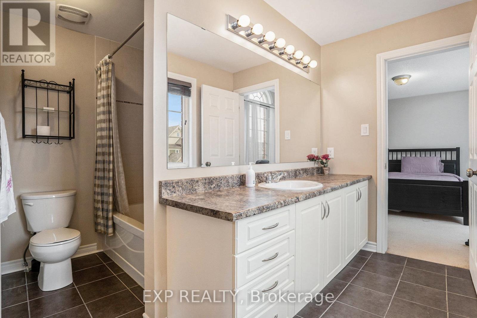 2184 Sunset Cove Circle