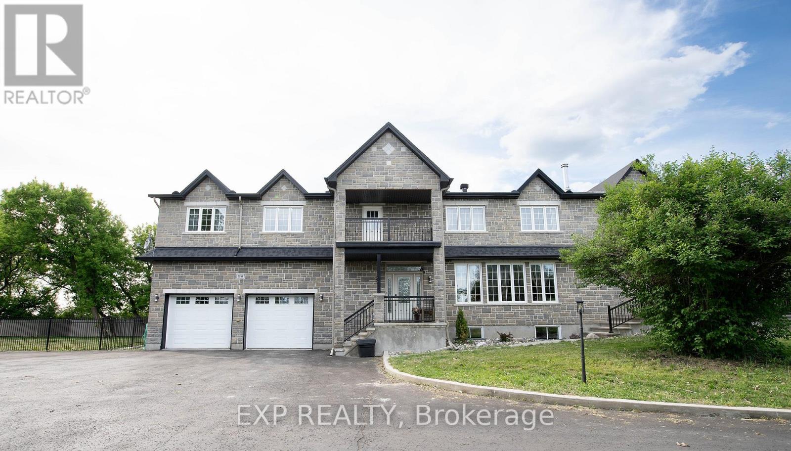 2754 Eagleson Road