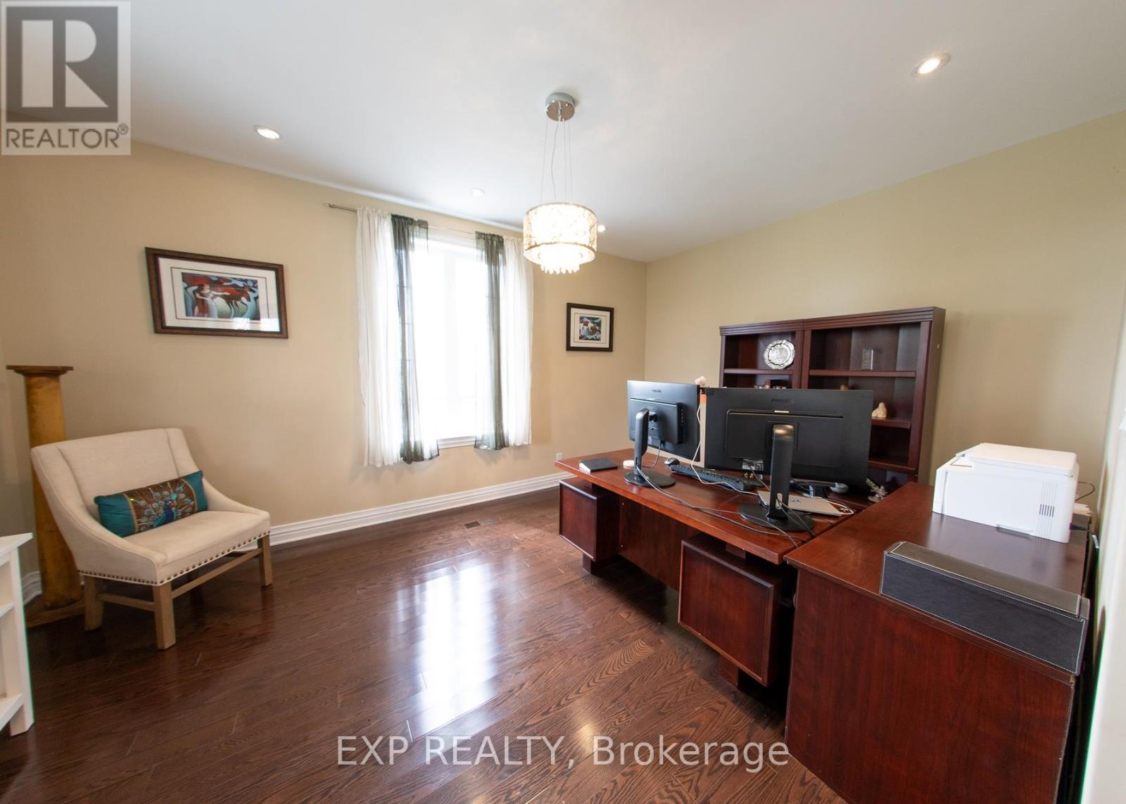 2754 Eagleson Road