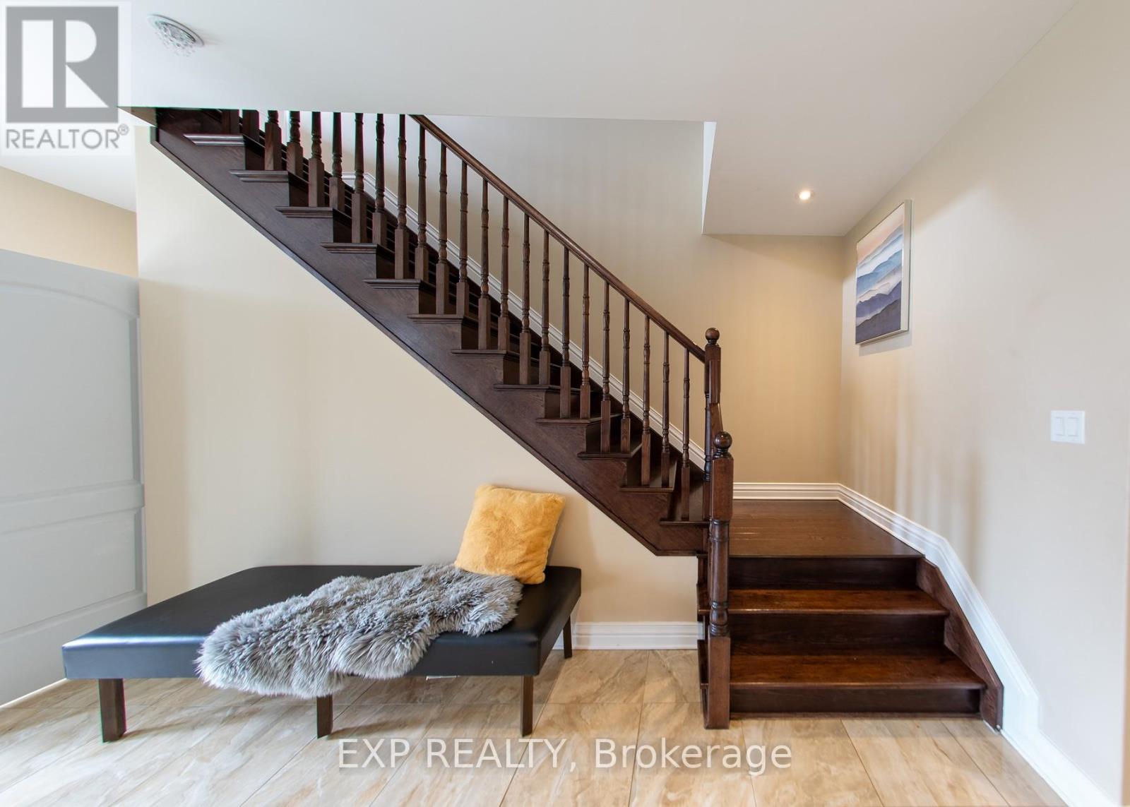 2754 Eagleson Road