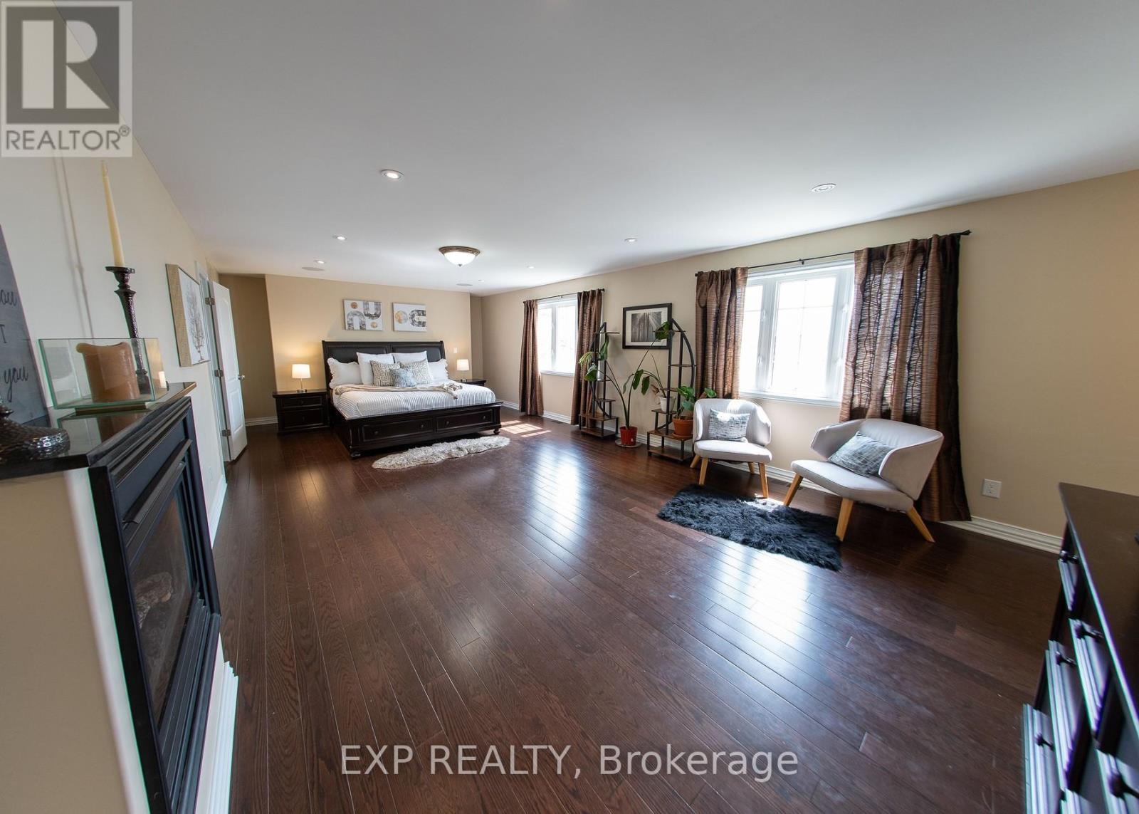 2754 Eagleson Road