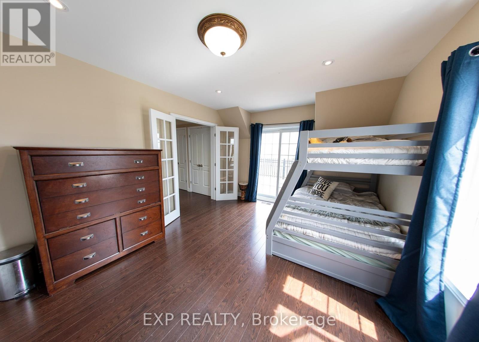 2754 Eagleson Road