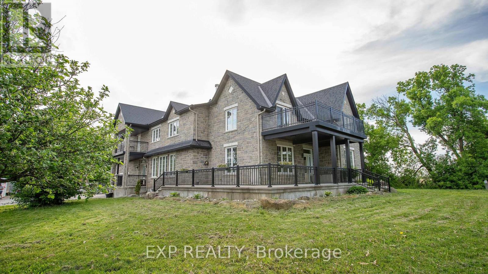 2754 Eagleson Road