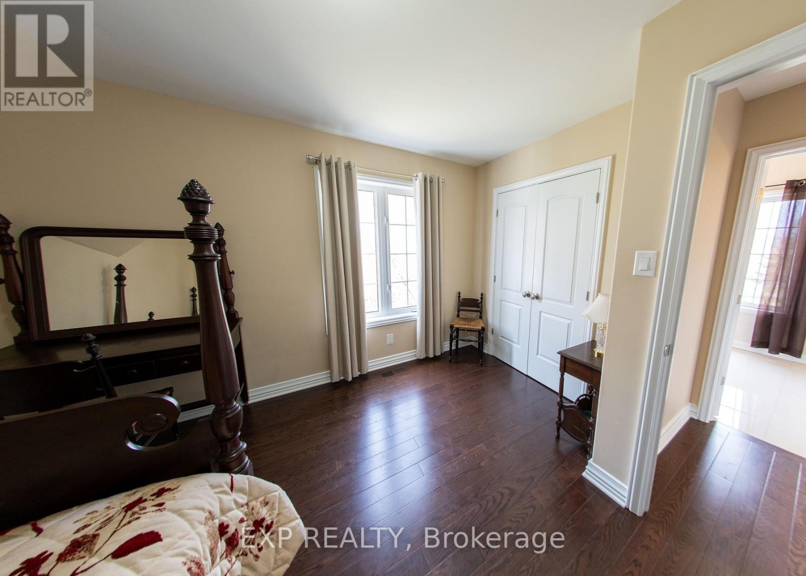 2754 Eagleson Road