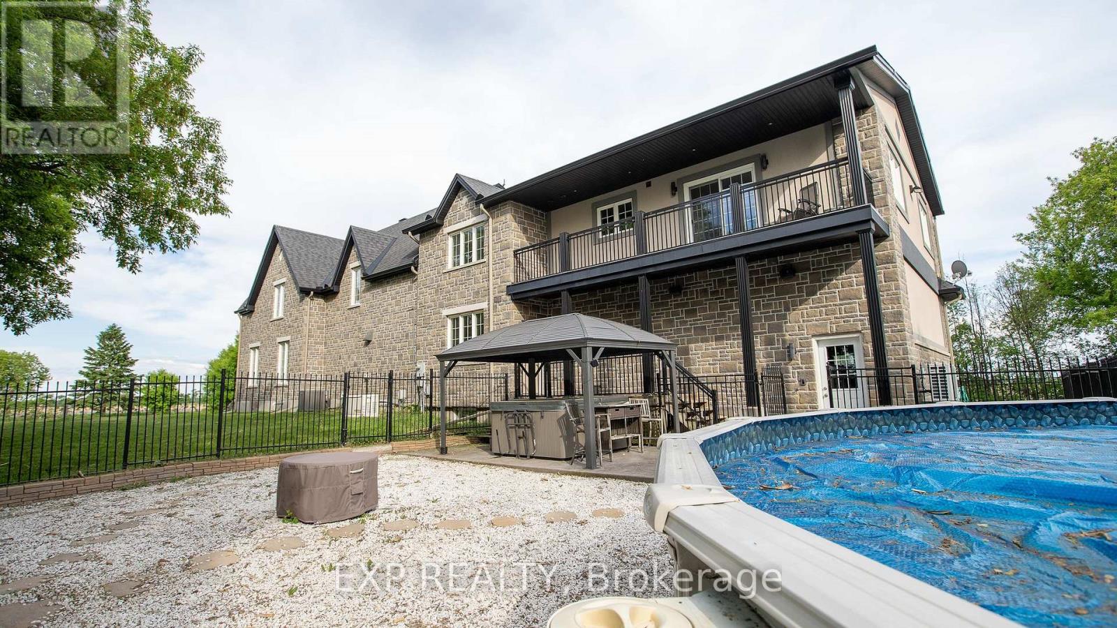 2754 Eagleson Road