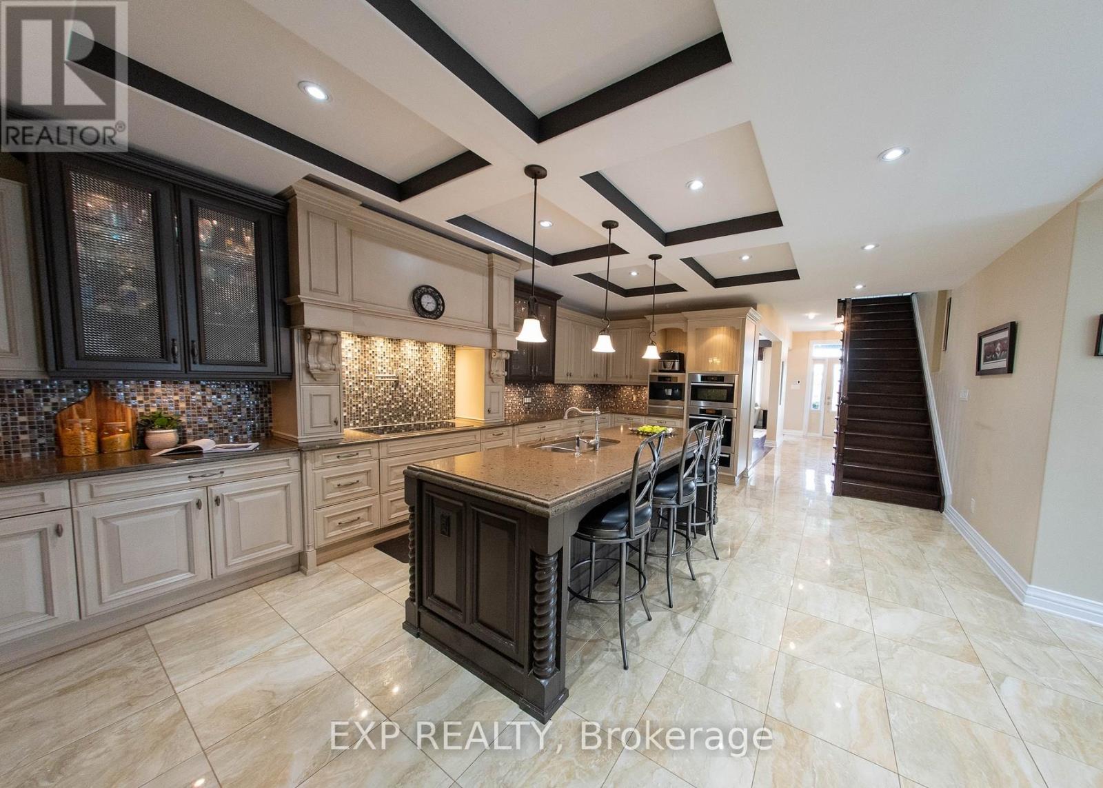 2754 Eagleson Road