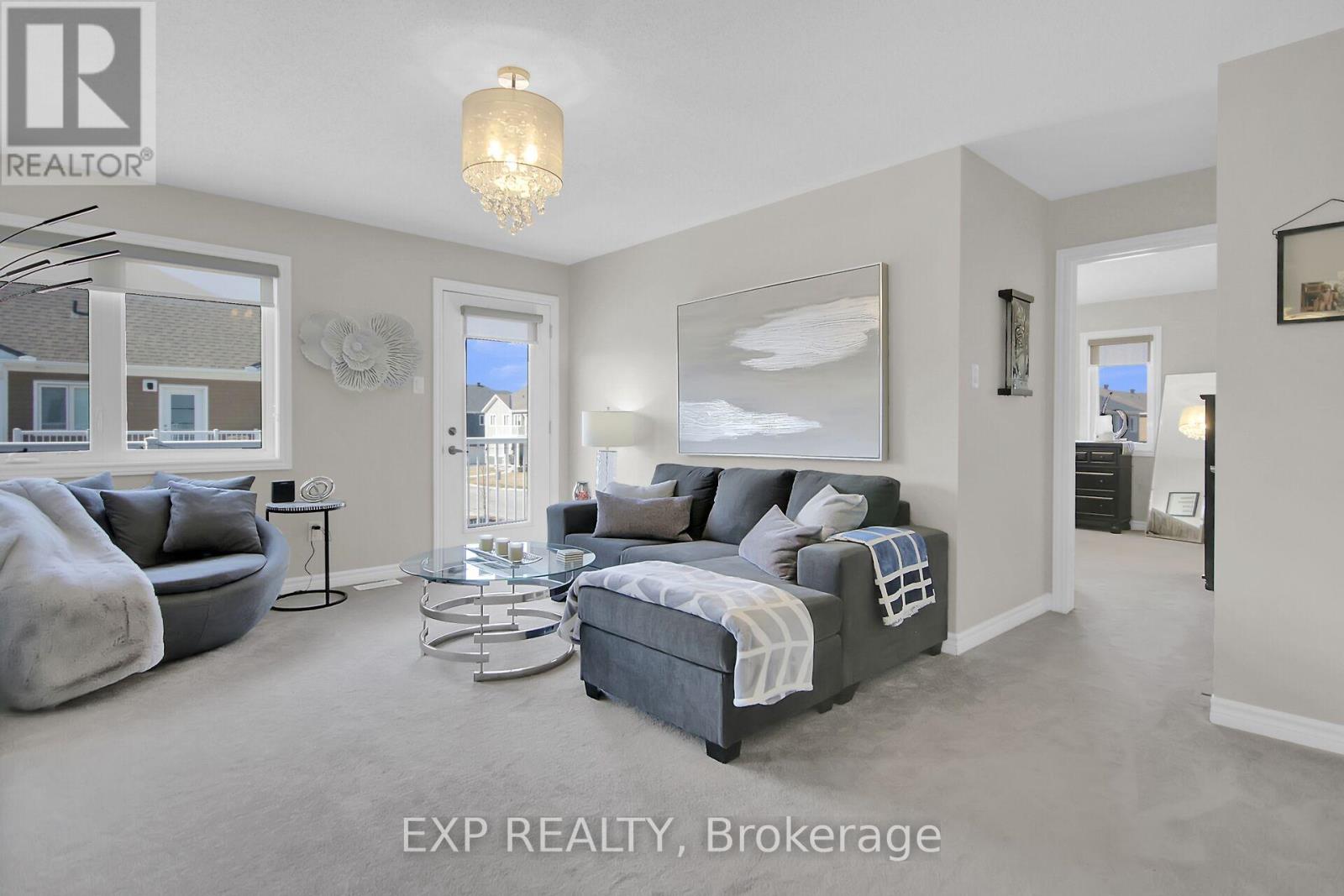 814 Bascule Place