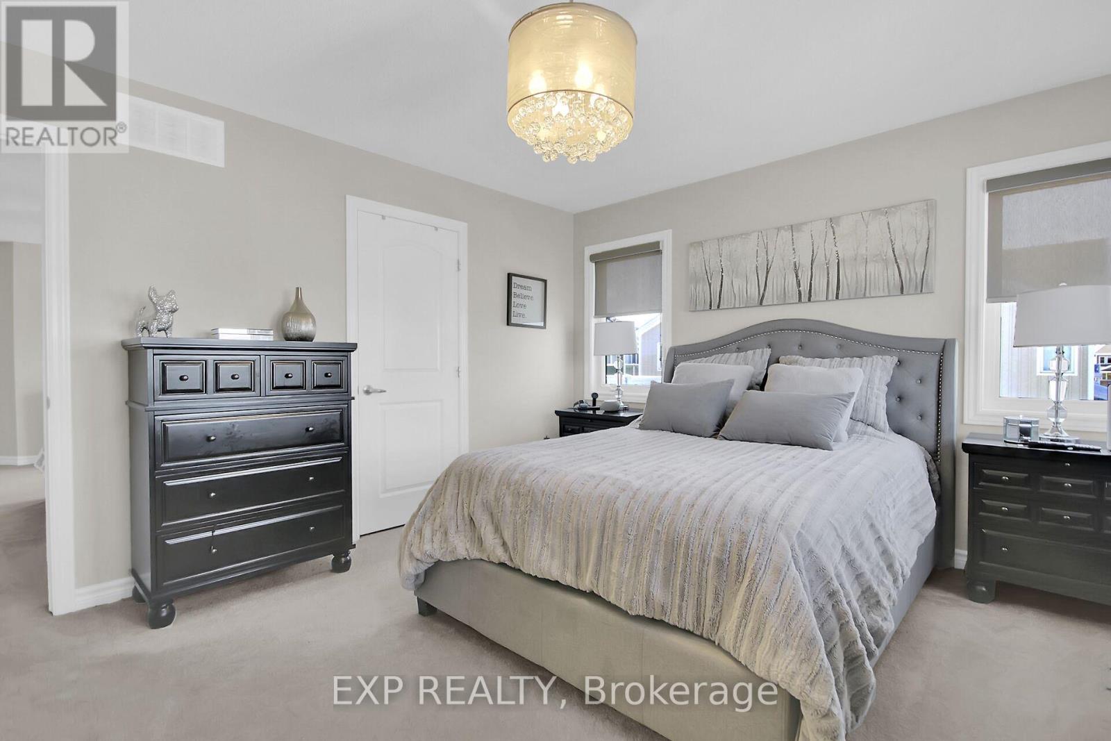 814 Bascule Place