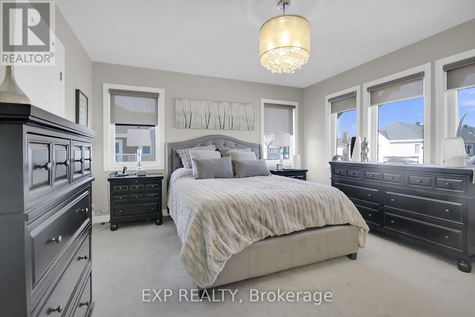 814 Bascule Place