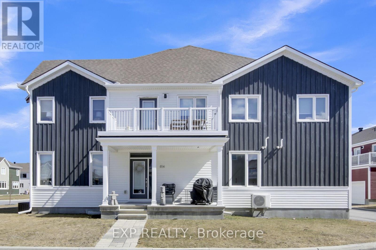 814 Bascule Place