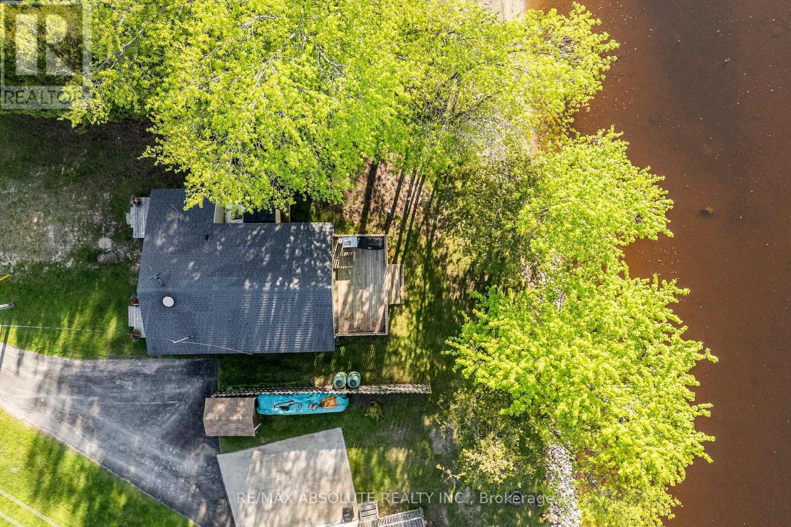 33 B Oakdale Lane