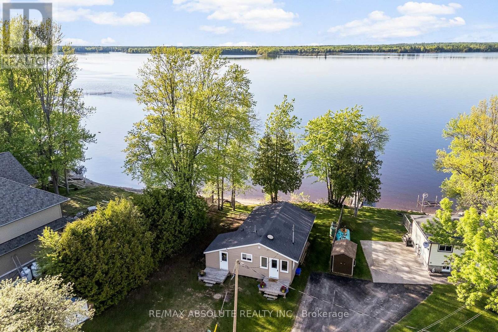 33 B Oakdale Lane