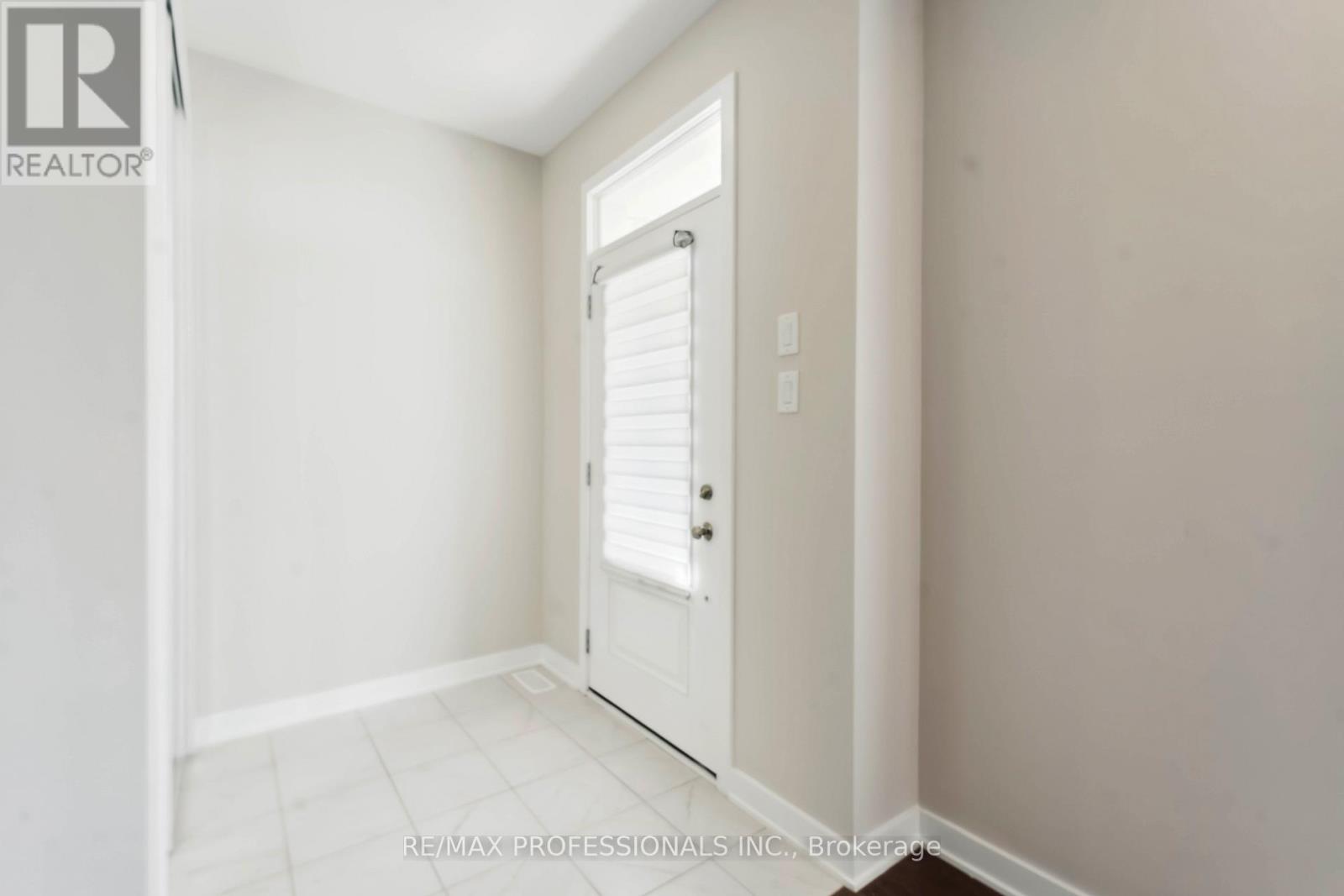 826 Bascule Place