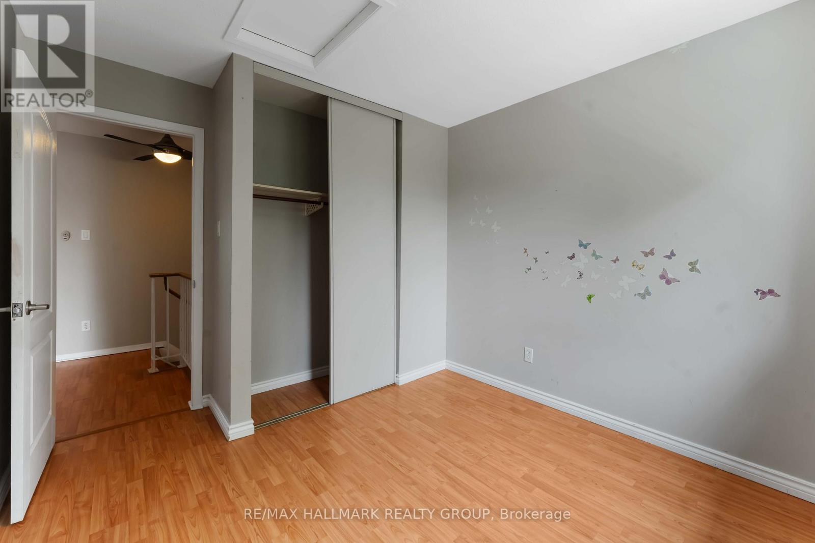 4 Castlegreen Private