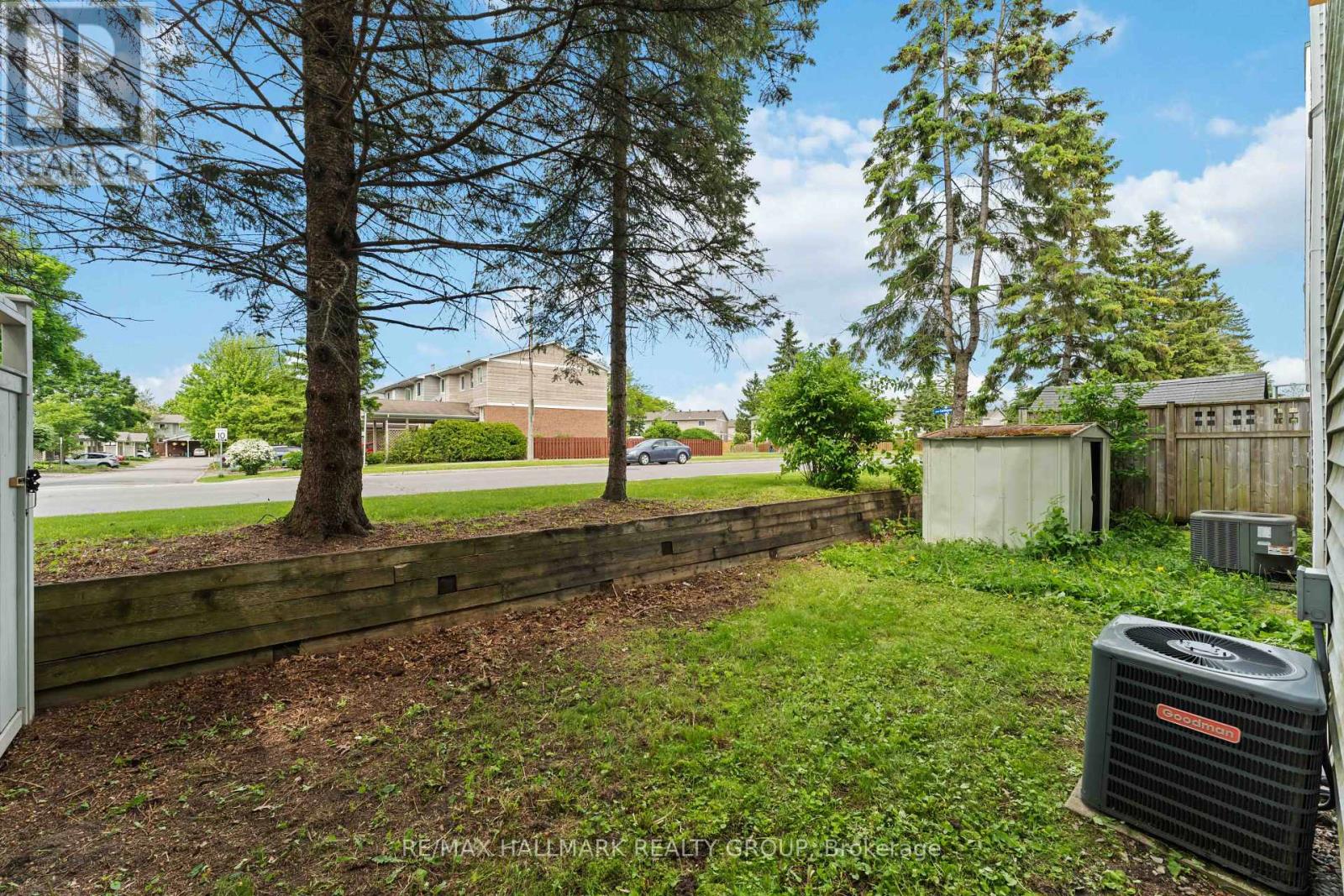 4 Castlegreen Private