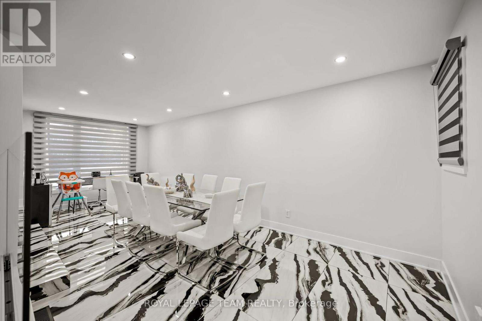1373 Normandy Crescent