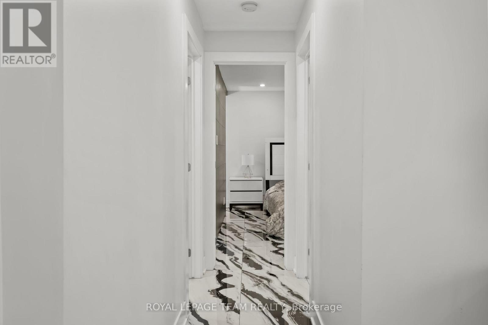 1373 Normandy Crescent