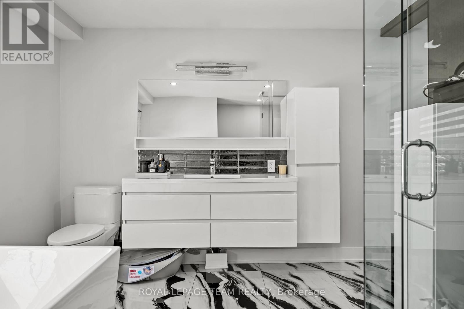1373 Normandy Crescent