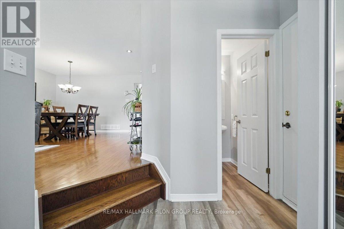 2112 Esprit Drive