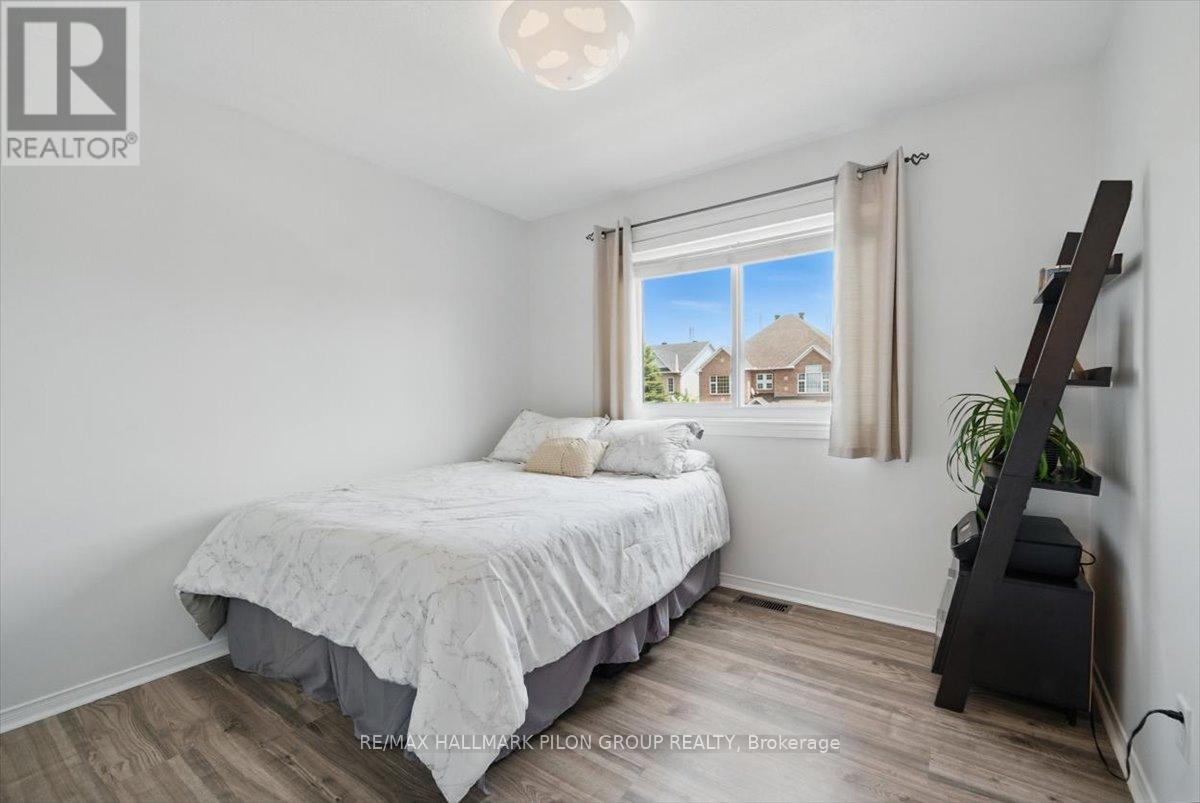 2112 Esprit Drive