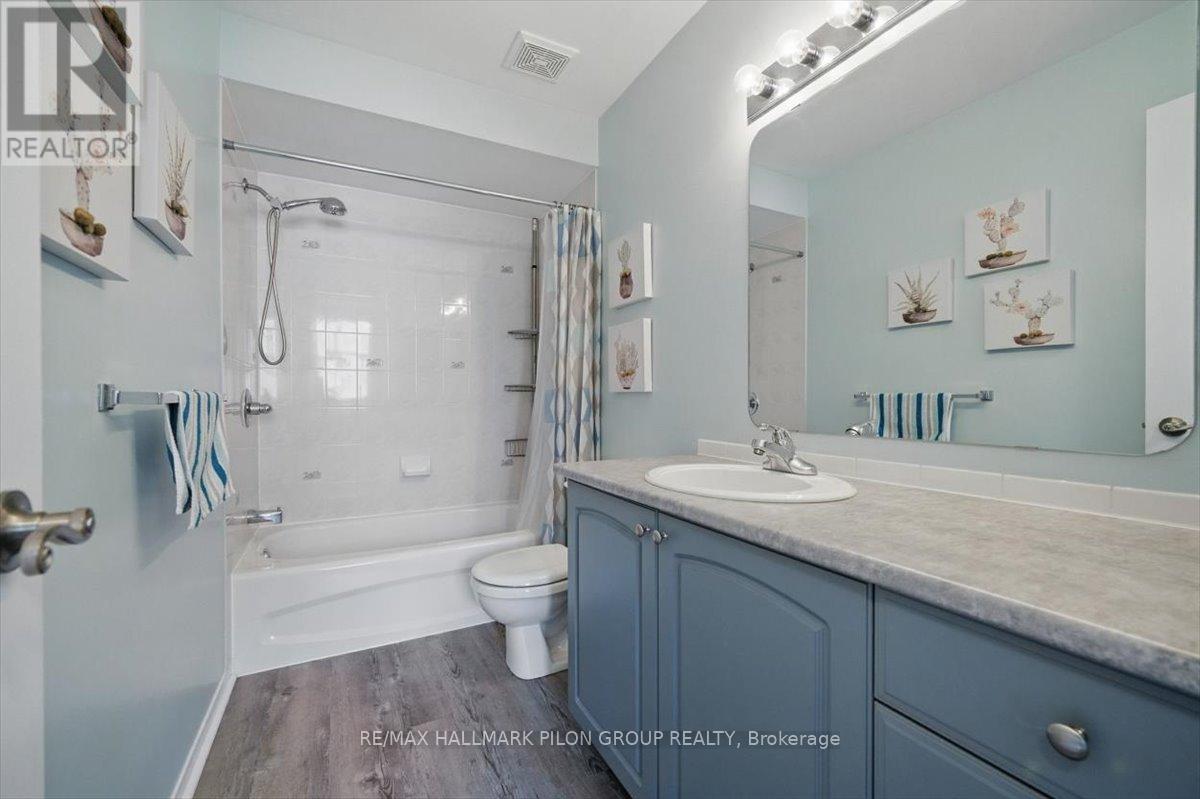 2112 Esprit Drive