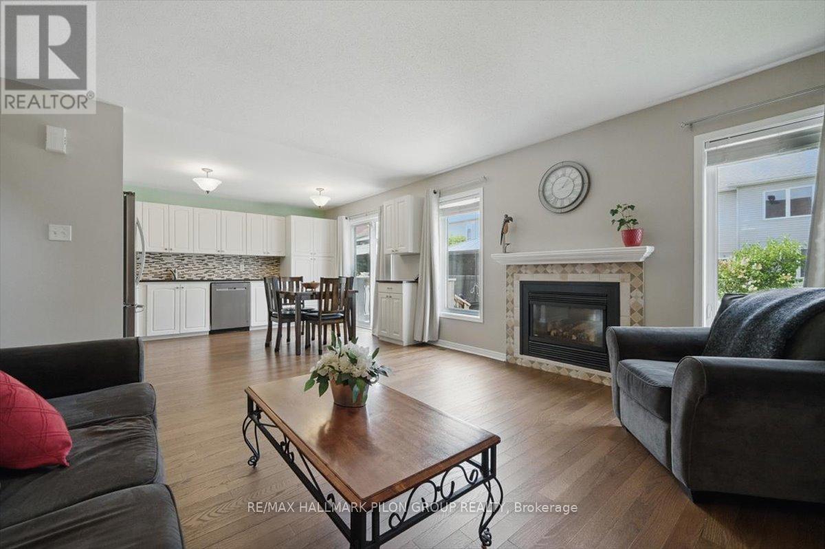 2112 Esprit Drive