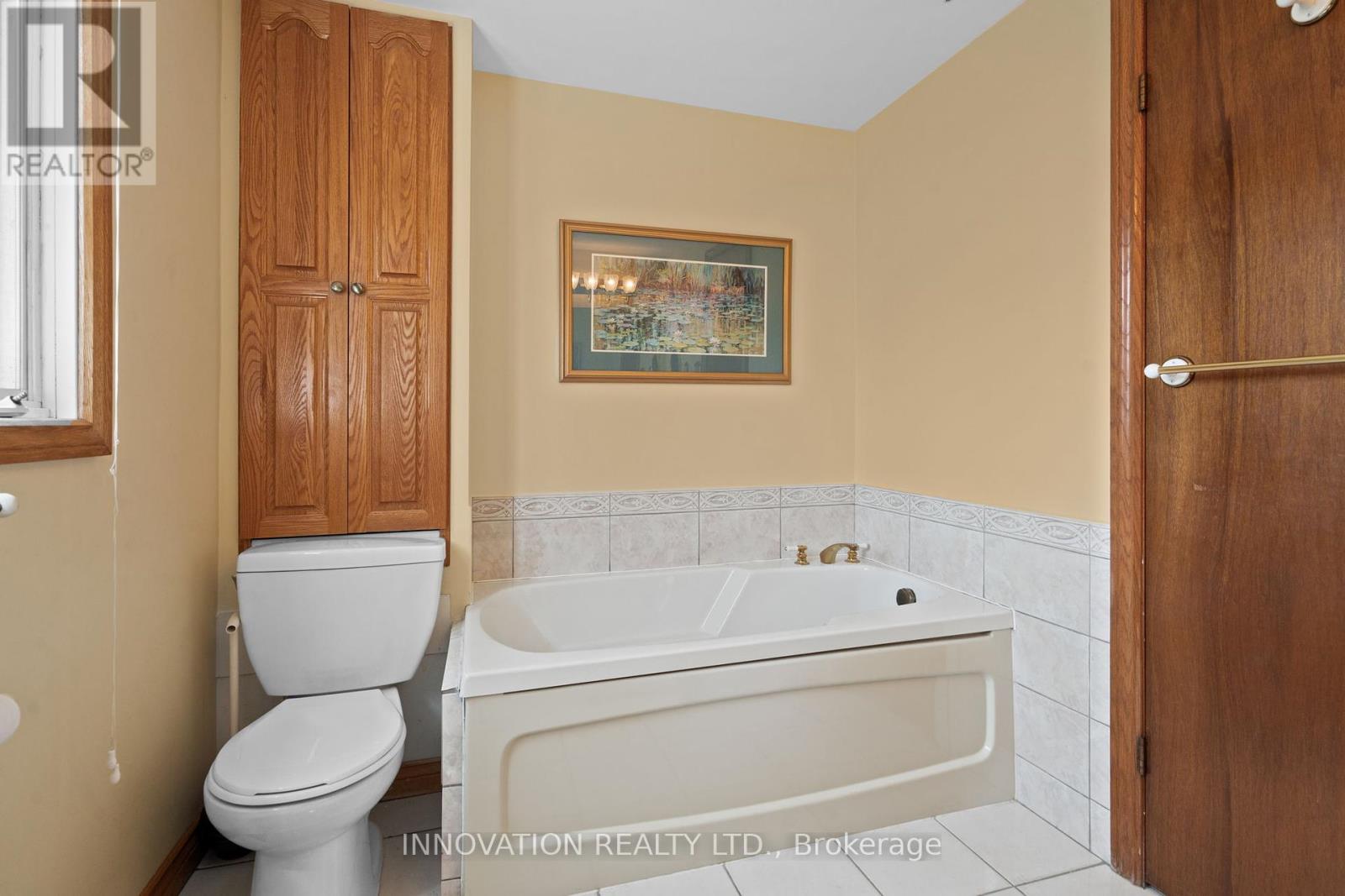40 Hadley Circle