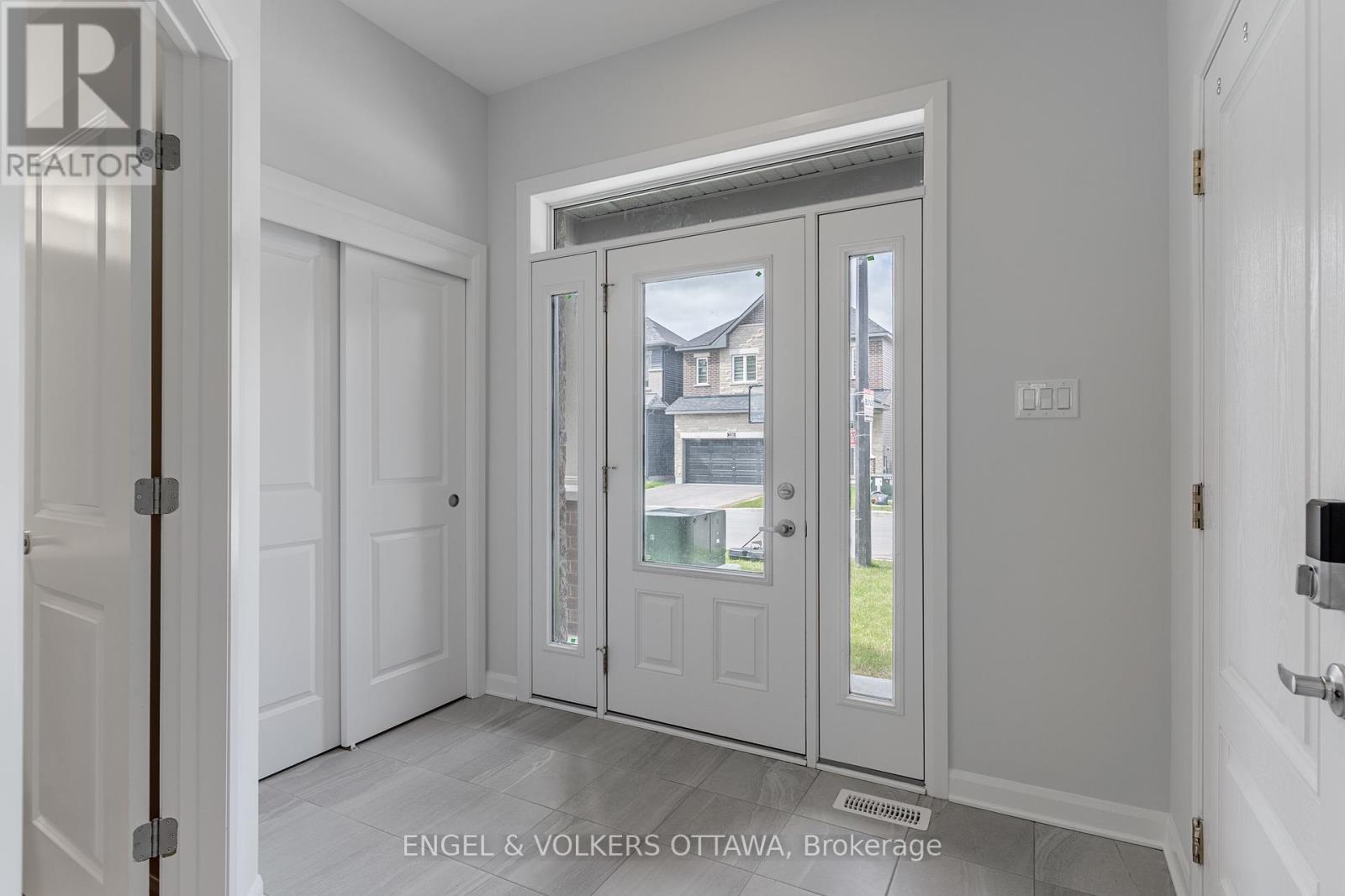 325 Elsie Macgill Walk