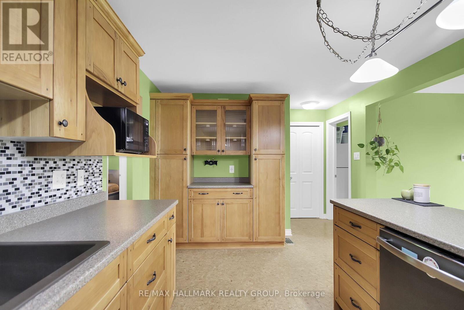 8441 Mitch Owens Drive