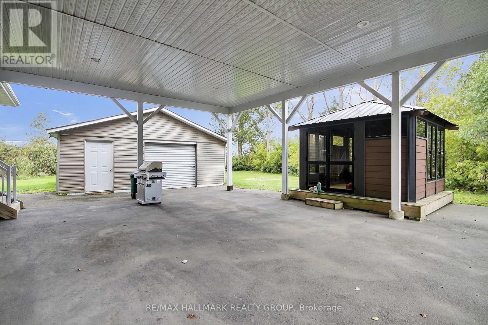 8441 Mitch Owens Drive