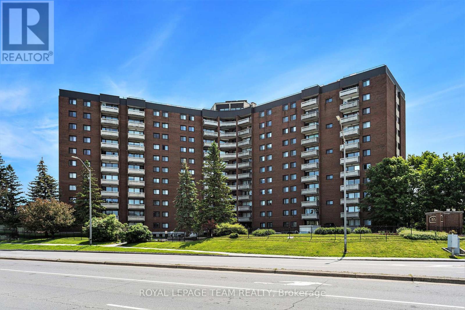 208 - 3100 Carling Avenue
