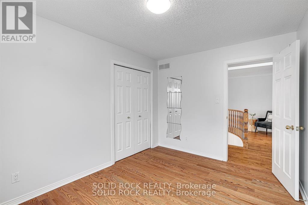42 Marchbrook Circle