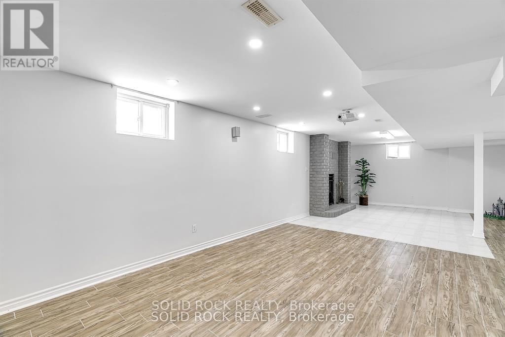 42 Marchbrook Circle