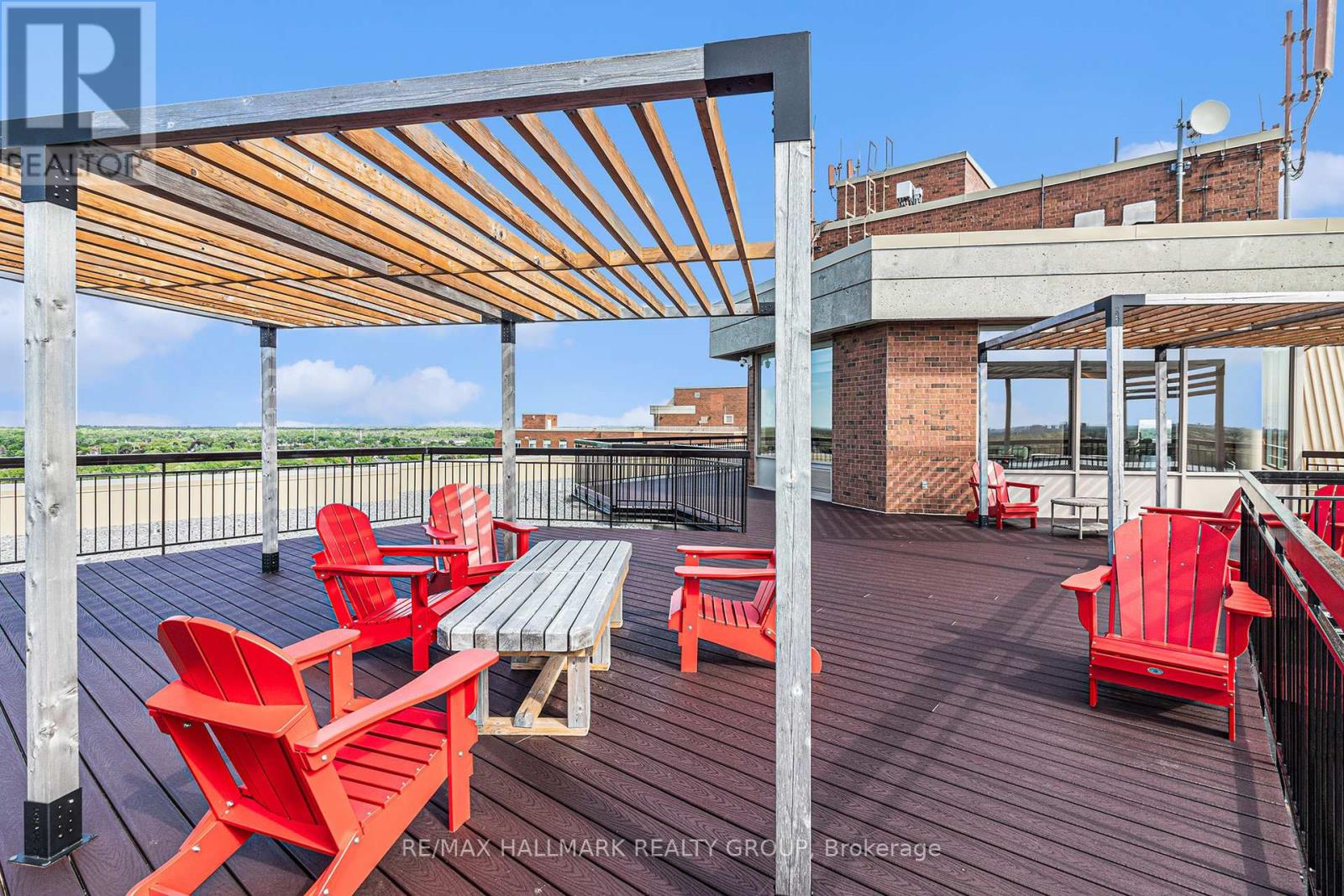 1407 - 2759 Carousel Crescent