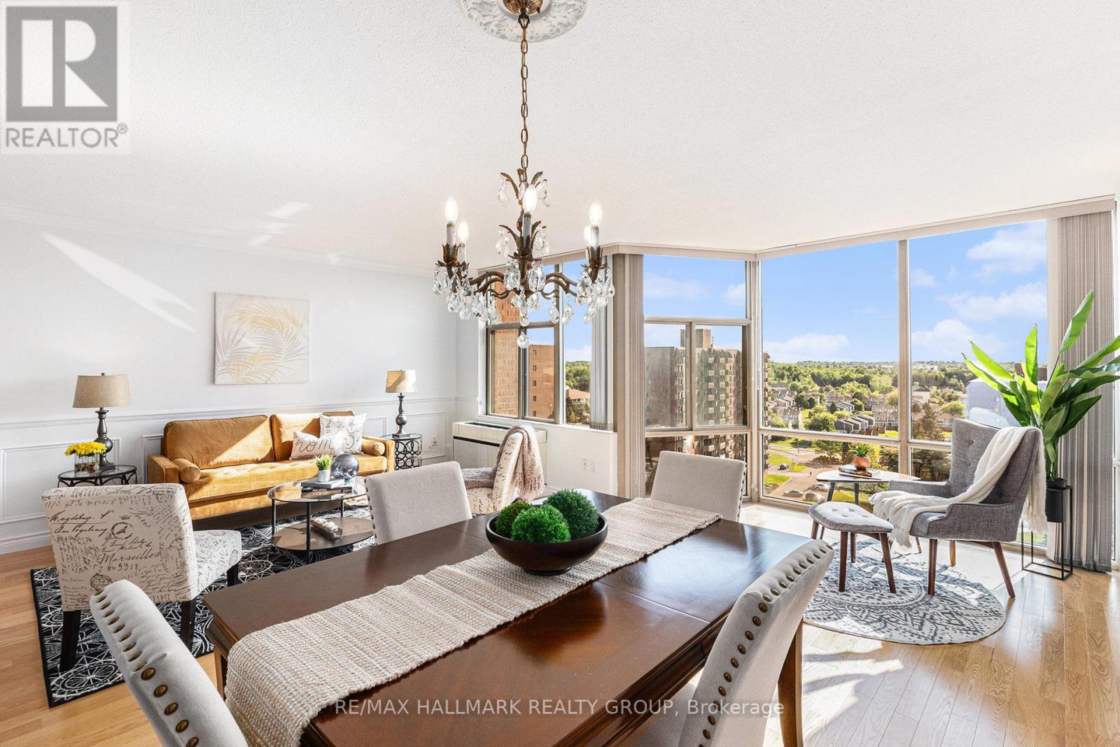 1407 - 2759 Carousel Crescent
