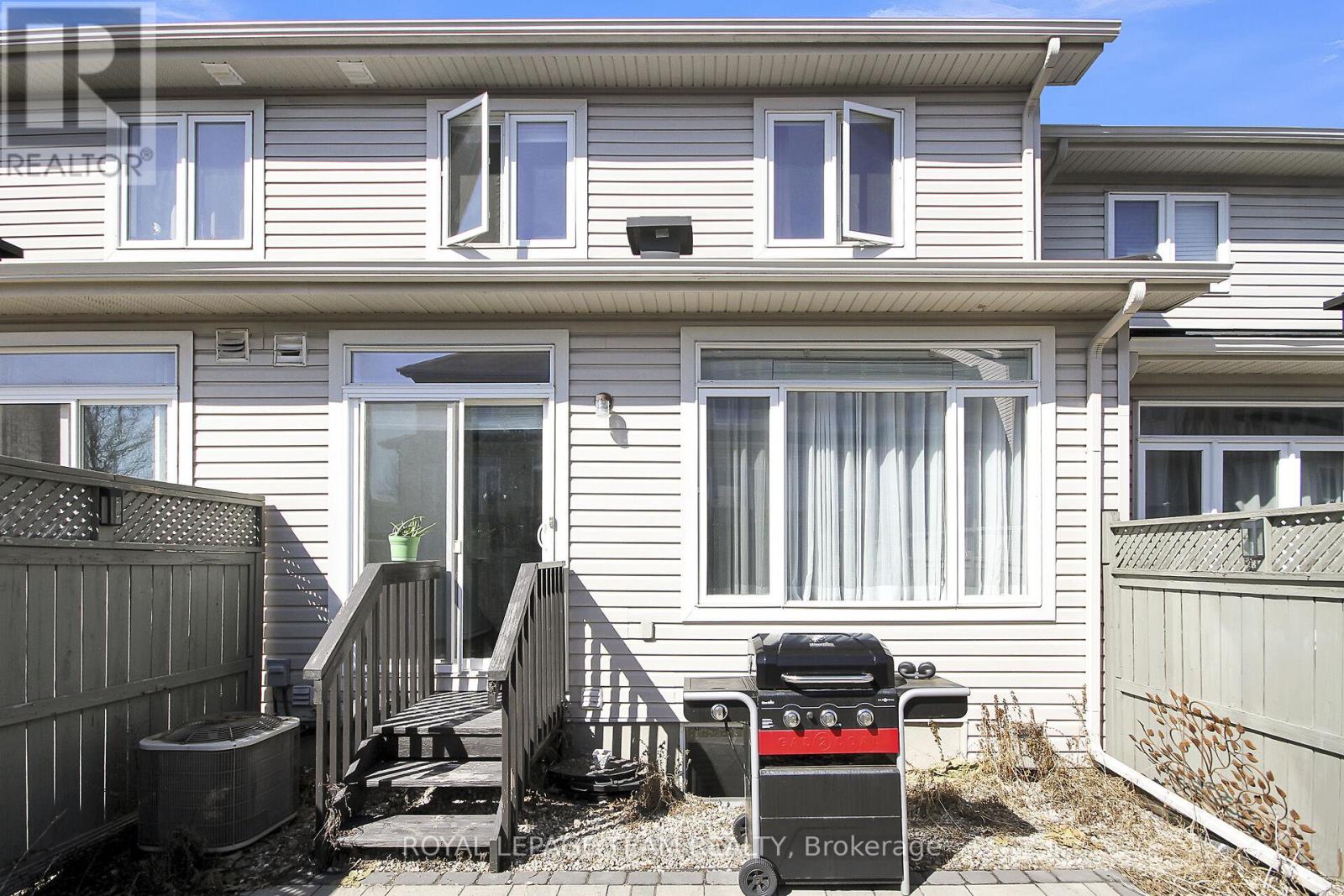 214 Cityview Crescent
