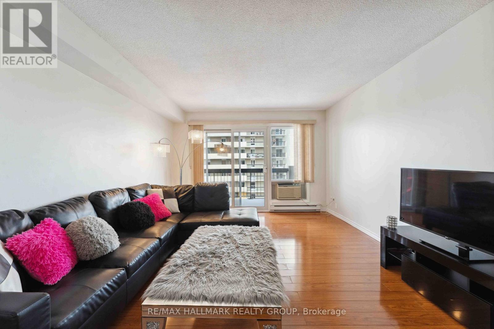 158c Mcarthur Avenue S