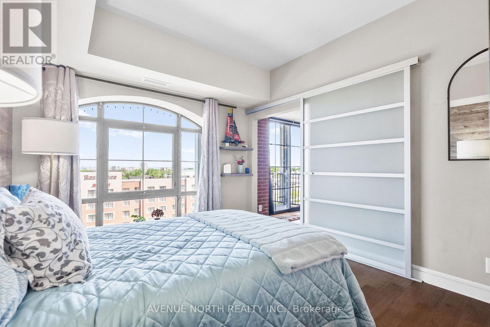 806 - 555 Anand Private